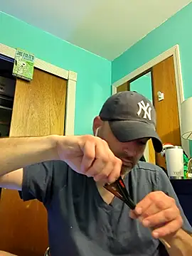 Snapshot of Novabear6996 chatting on March 16, 2025, 6:42 am Novabear6996 online show from March 16, 2025, 6:42 am