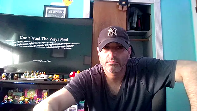 Snapshot of Novabear6996 chatting on November 27, 2025, 6:52 pm Novabear6996 online show from November 27, 2025, 6:52 pm