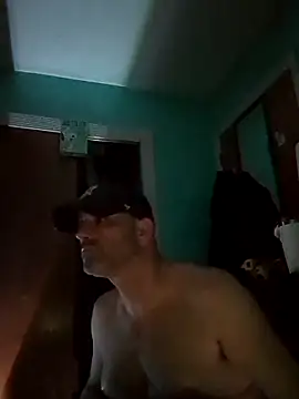 Snapshot of Novabear6996 chatting on March 10, 2025, 9:12 am Novabear6996 online show from March 10, 2025, 9:12 am