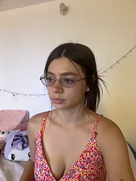 Snapshot of Danna_Myst chatting on October 25, 2025, 9:04 pm Danna Myst online show from October 25, 2025, 9:04 pm