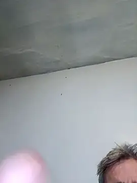 Snapshot of Billgreen69 chatting on November 11, 2025, 1:44 am Billgreen69 online show from November 11, 2025, 1:44 am