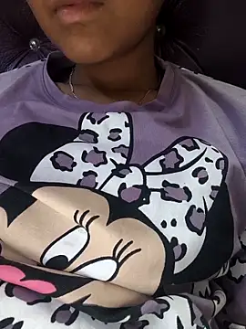 Snapshot of Aaradhna-hoy chatting on October 3, 2025, 10:17 am Aaradhna-hoy online show from October 3, 2025, 10:17 am