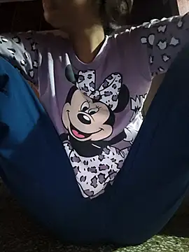 Snapshot of Aaradhna-hoy chatting on October 4, 2025, 2:57 am Aaradhna-hoy online show from October 4, 2025, 2:57 am