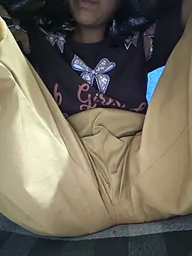 Snapshot of Aaradhna-hoy chatting on October 18, 2025, 12:51 pm Aaradhna-hoy online show from October 18, 2025, 12:51 pm