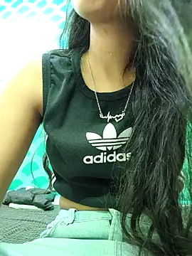 Snapshot of Aaradhna-hoy chatting on March 12, 2025, 6:29 am Aaradhna-hoy online show from March 12, 2025, 6:29 am