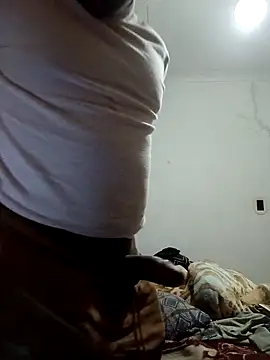 bosszonke123 online show from April 19, 2026, 6:10 pm