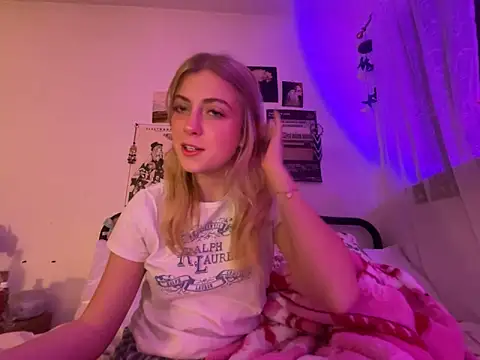 Snapshot of sinfulblonde1 chatting on February 28, 2025, 5:15 am sinfulblonde1 online show from February 28, 2025, 5:15 am