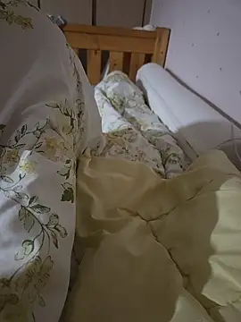 Snapshot of halu5400 chatting on October 27, 2025, 12:28 pm halu5400 online show from October 27, 2025, 12:28 pm