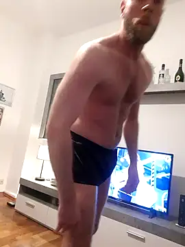 xXCR07xX online show from December 22, 2025, 3:56 pm