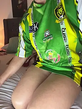 Snapshot of Skay_Hot chatting on December 2, 2025, 7:15 pm Skay Hot online show from December 2, 2025, 7:15 pm