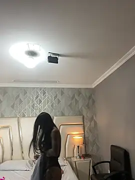 AnahisBennett online show from April 2, 2026, 3:57 am