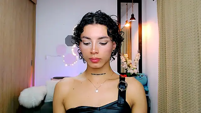 Snapshot of nilam_valker chatting on March 16, 2025, 11:59 pm nilam valker online show from March 16, 2025, 11:59 pm