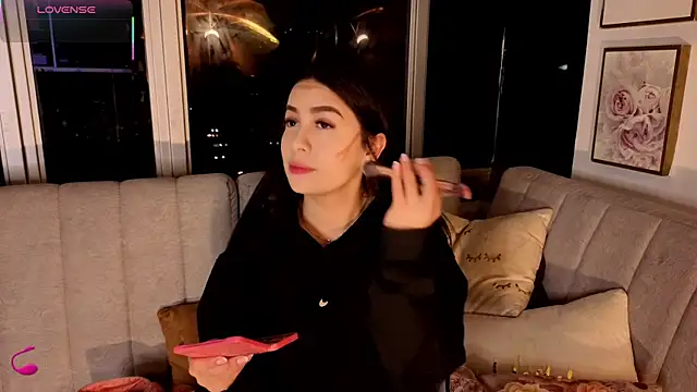 Ivanna West online show from December 16, 2025, 10:08 am