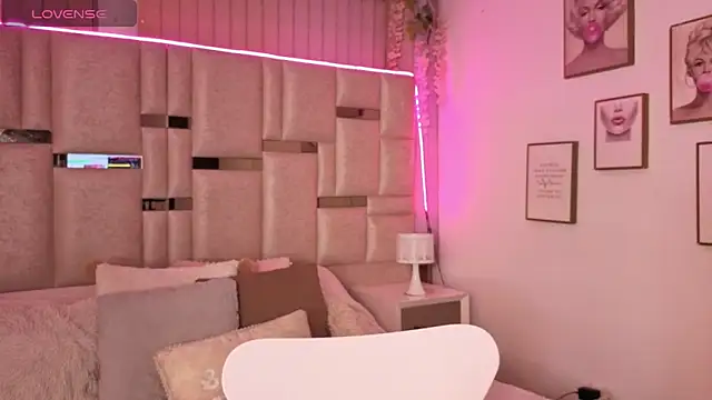 Ivanna West online show from February 22, 2026, 4:26 am