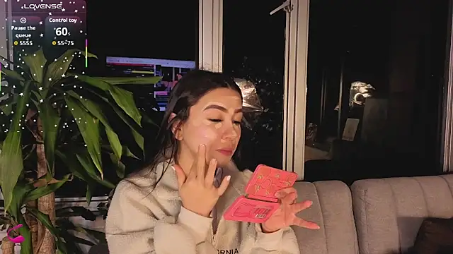 Snapshot of Ivanna_West chatting on November 5, 2025, 9:56 am Ivanna West online show from November 5, 2025, 9:56 am