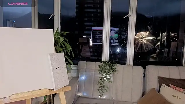 Snapshot of Ivanna_West chatting on September 19, 2025, 10:41 am Ivanna West online show from September 19, 2025, 10:41 am