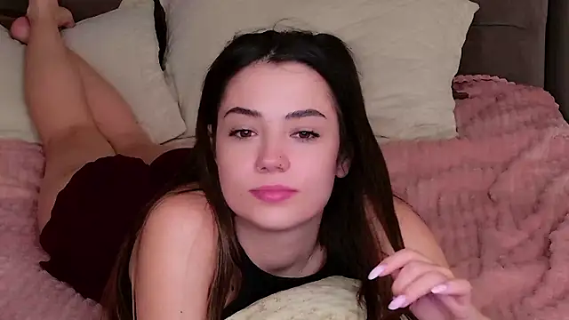 Alice Deleon online show from September 22, 2025, 5:52 pm