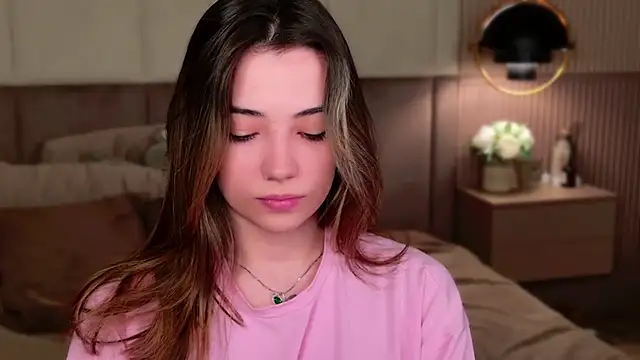 Alice Deleon online show from March 1, 2025, 9:37 pm