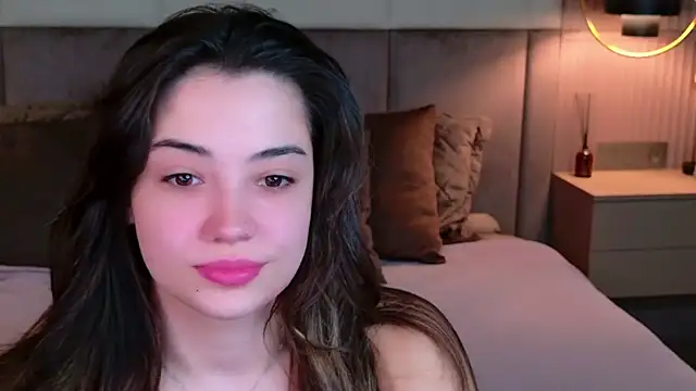 Alice Deleon online show from September 24, 2025, 6:09 am