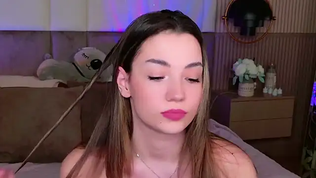 Alice Deleon online show from March 21, 2025, 8:50 pm