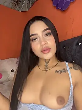 Emily sharlot online show from November 24, 2025, 9:09 am