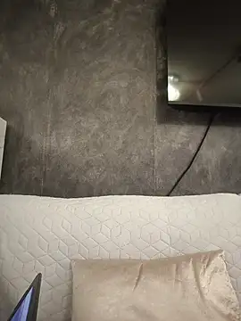 Snapshot of EmmaSulivan chatting on November 21, 2025, 12:59 pm EmmaSulivan online show from November 21, 2025, 12:59 pm