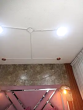 Snapshot of EmmaSulivan chatting on November 12, 2025, 12:20 pm EmmaSulivan online show from November 12, 2025, 12:20 pm