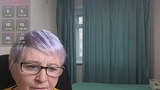 Sandra Snowflake online show from November 18, 2025, 12:19 pm