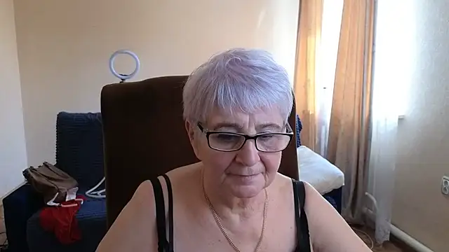 Sandra Snowflake online show from April 23, 2026, 12:29 pm