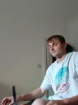 Snapshot of Eusuntnoulgigolo chatting on June 5, 2026, 6:13 pm Eusuntnoulgigolo online show from June 5, 2026, 6:13 pm