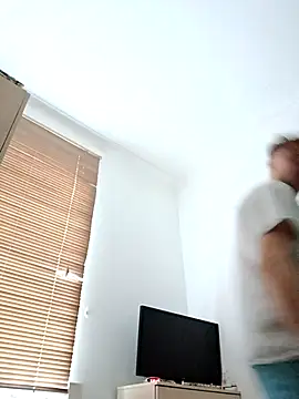 Eusuntnoulgigolo online show from April 11, 2026, 10:19 am