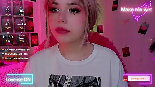 Snapshot of Sparkle_Mona chatting on March 4, 2025, 5:42 am Sparkle Mona online show from March 4, 2025, 5:42 am