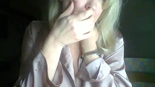 Snapshot of Mary888x chatting on March 2, 2025, 8:57 pm Mary888x online show from March 2, 2025, 8:57 pm