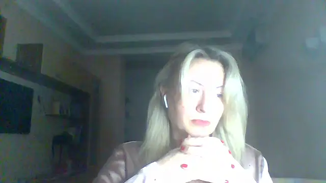 Snapshot of Mary888x chatting on March 2, 2025, 5:52 pm Mary888x online show from March 2, 2025, 5:52 pm