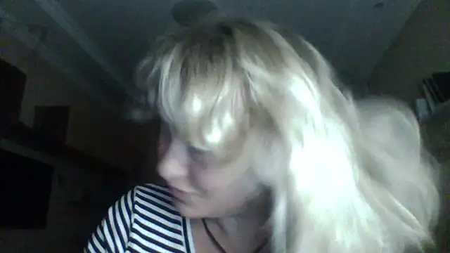 Snapshot of Mary888x chatting on October 4, 2025, 7:48 pm Mary888x online show from October 4, 2025, 7:48 pm