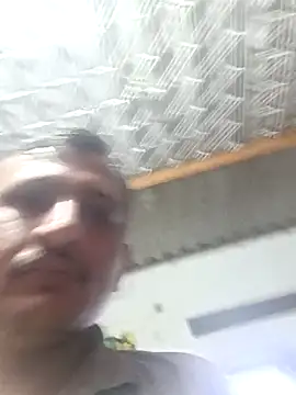 Snapshot of robis12314 chatting on February 28, 2025, 5:59 pm robis12314 online show from February 28, 2025, 5:59 pm