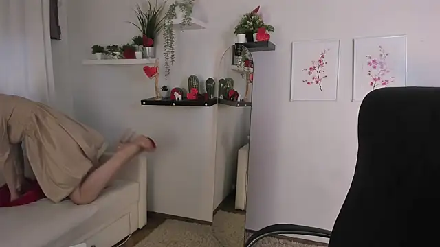 Rada Woods online show from February 17, 2025, 2:28 pm