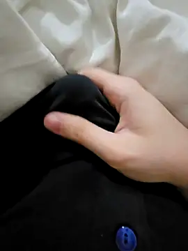 Snapshot of skiciyunis chatting on November 4, 2025, 8:56 pm skiciyunis online show from November 4, 2025, 8:56 pm