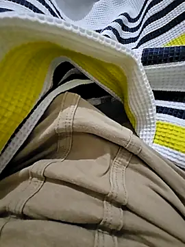 skiciyunis online show from September 21, 2025, 7:52 pm