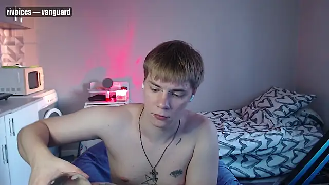 Snapshot of yourlildemon chatting on July 12, 2026, 5:03 pm yourlildemon online show from July 12, 2026, 5:03 pm