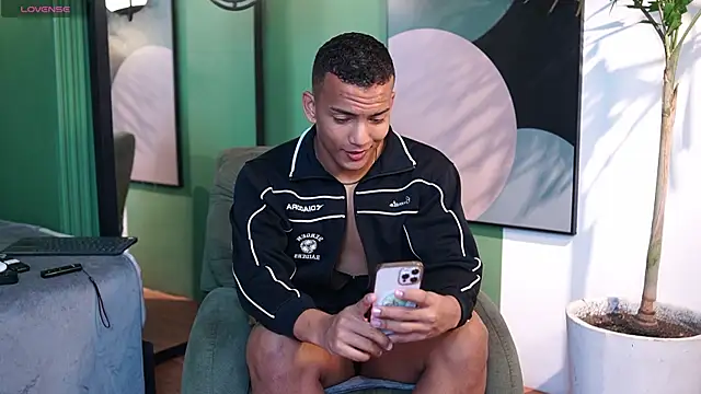 Snapshot of Rafa2004Cruz chatting on November 21, 2025, 12:26 pm Rafa2004Cruz online show from November 21, 2025, 12:26 pm