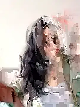 Snapshot of Coeur_de_luxure chatting on September 20, 2025, 5:40 pm Coeur de luxure online show from September 20, 2025, 5:40 pm