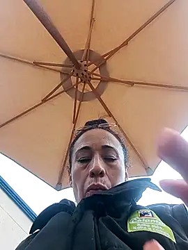 Snapshot of Coeur_de_luxure chatting on November 14, 2025, 2:10 pm Coeur de luxure online show from November 14, 2025, 2:10 pm