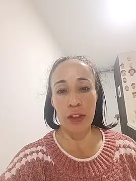 Coeur de luxure online show from January 18, 2026, 2:04 am