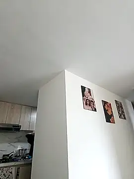 Snapshot of Coeur_de_luxure chatting on October 5, 2025, 2:30 pm Coeur de luxure online show from October 5, 2025, 2:30 pm