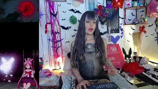 Snapshot of purplekattlyn chatting on April 23, 2026, 11:28 pm purplekattlyn online show from April 23, 2026, 11:28 pm