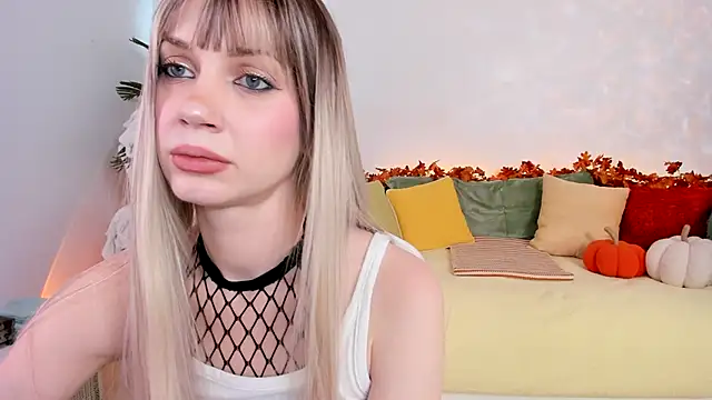 angel claire online show from November 1, 2025, 8:57 pm