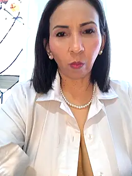 Mrsvictoriaaa online show from October 26, 2025, 6:52 pm