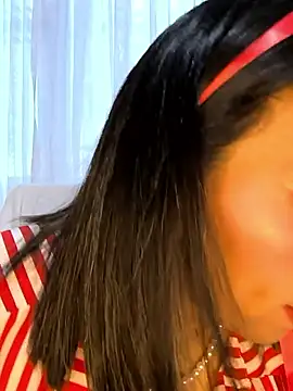 Mrsvictoriaaa online show from December 5, 2025, 8:17 pm