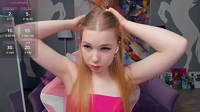 FloraBonde online show from November 5, 2025, 11:24 am